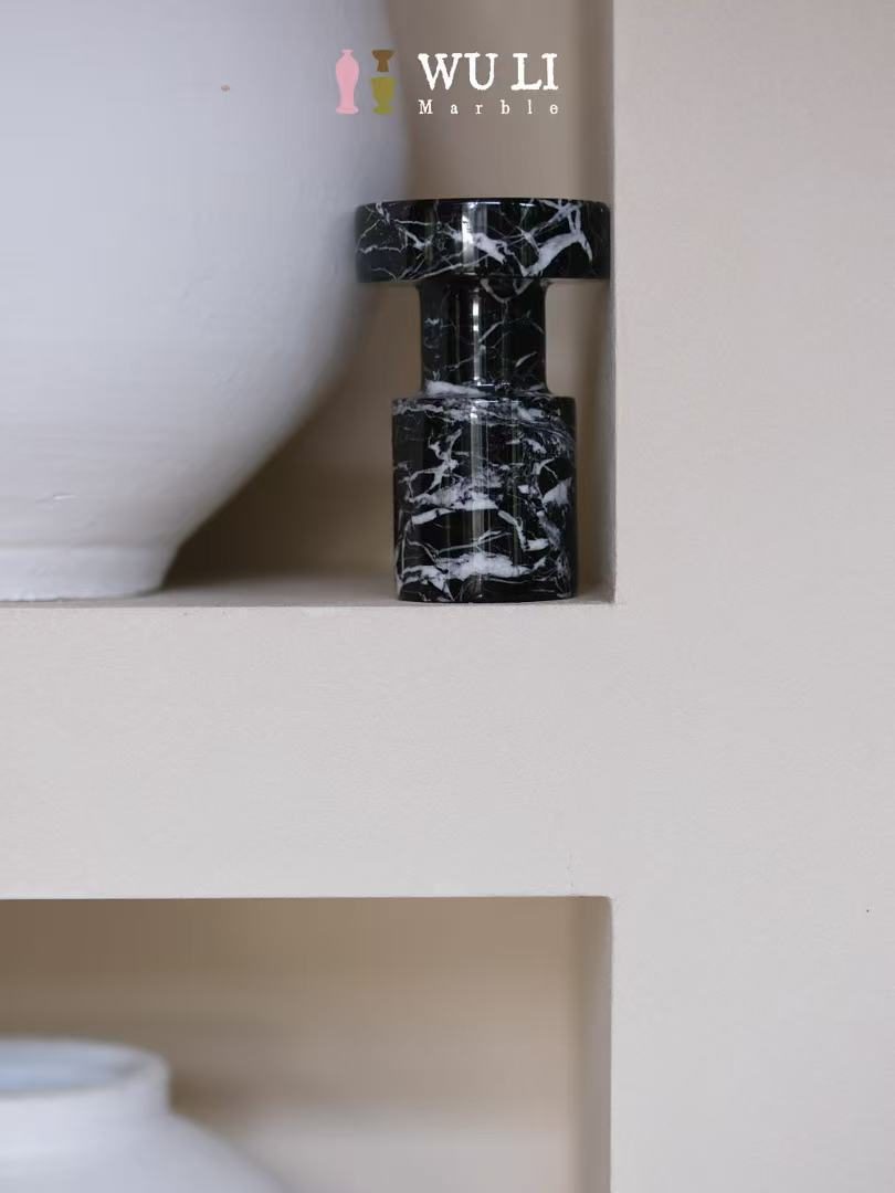 Wuli Marble studio frame 19